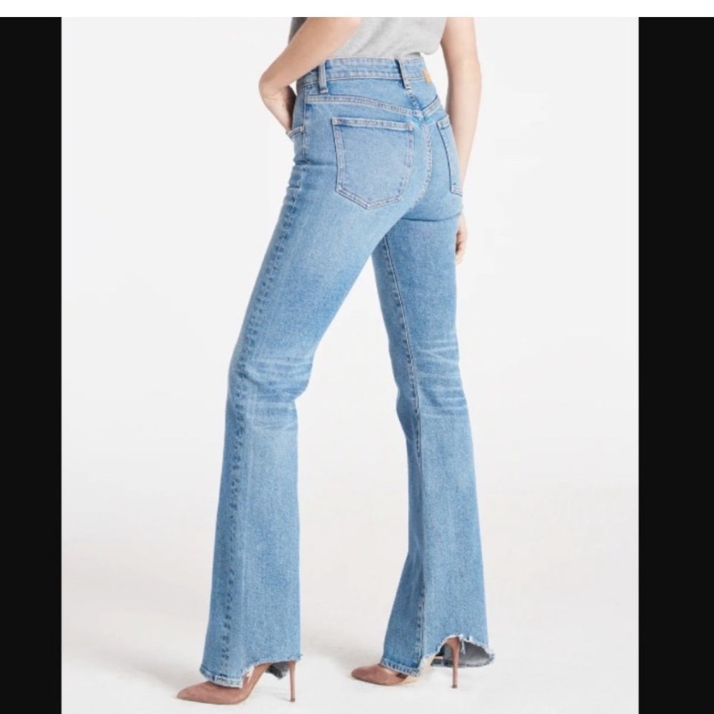 CQY Wes‎ Flares in Dream Size 27 Bootcut Jeans Distressed Hem - Picture 2 of 11